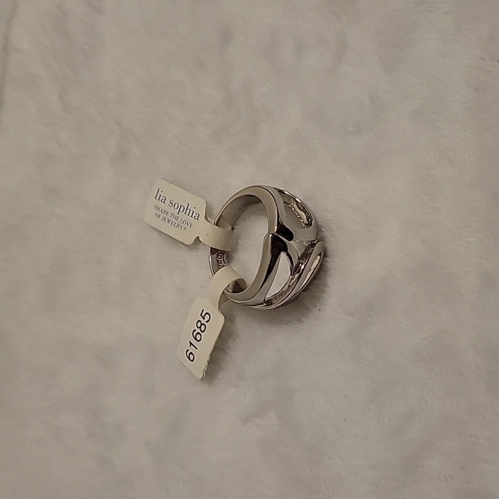 Tulip Retired Lia Sophia Ring
